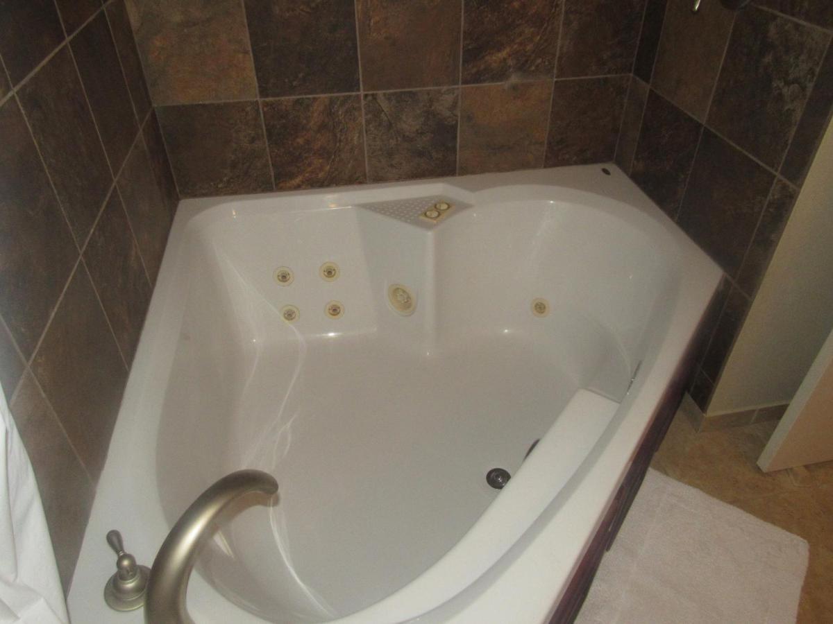 Two Bedroom Villa In The Heart Of Branson! Zewnętrze zdjęcie